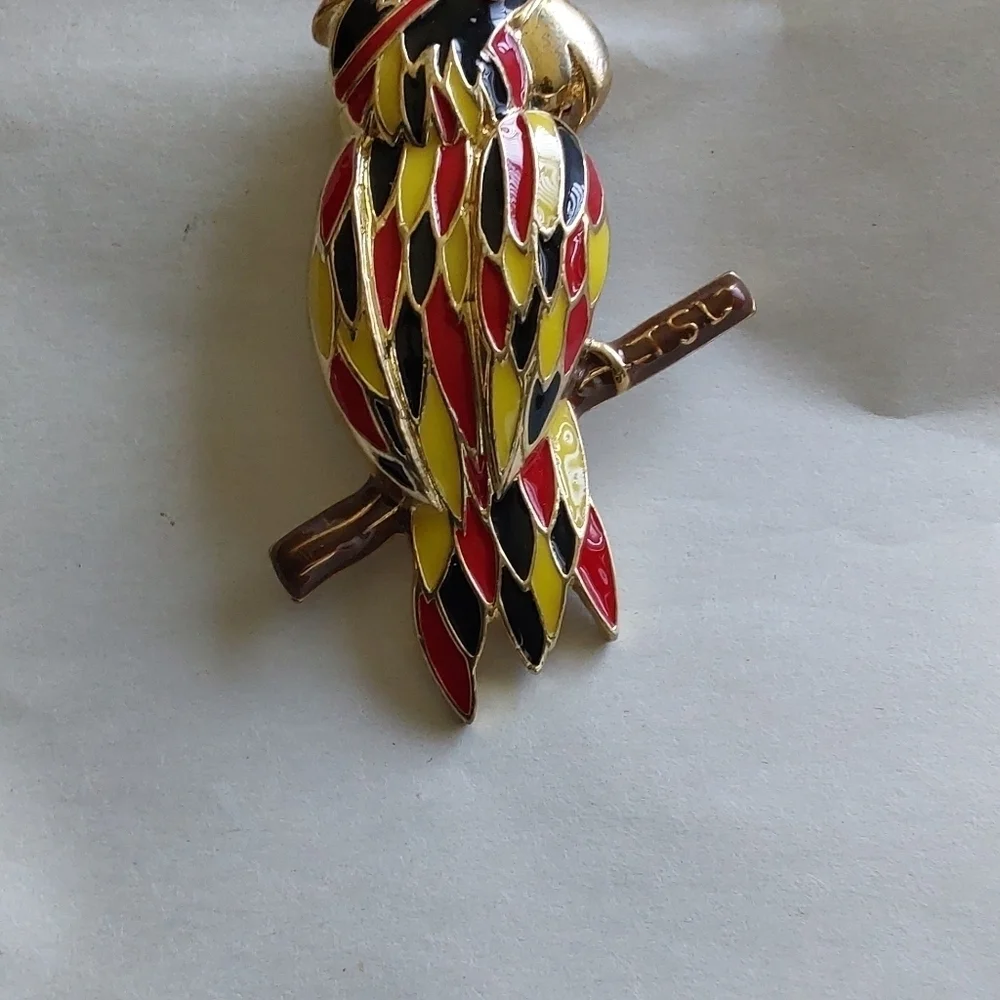 VINTAGE PARROT PIN BROOCH & PENDANT‎
